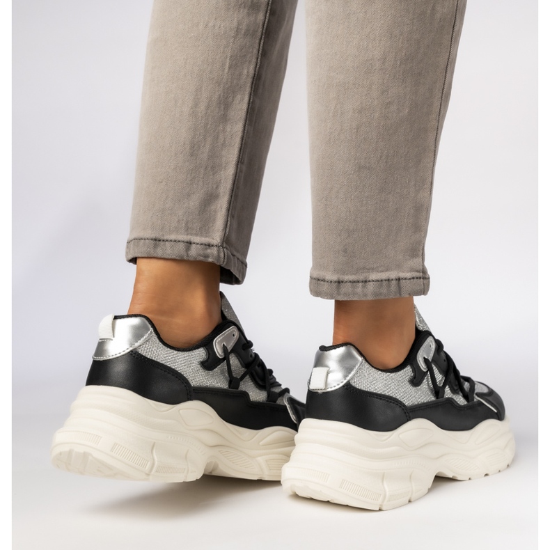 Naisten mustan urheilun lenkkarit 2