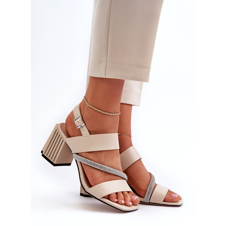 S.Barski Naisten tyylikkäät sandaalit Post Beige MR38-549 3