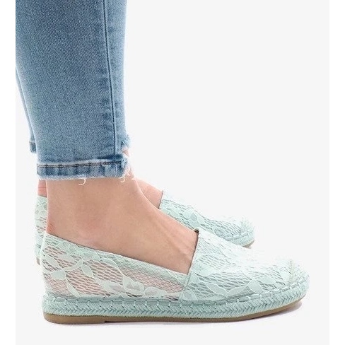 Naisten mustat saappaat soljella 1