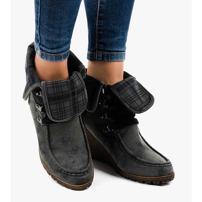 Mukavat naisten nahkaiset kiila sandaalit tyylikkäällä koristeella beige 1