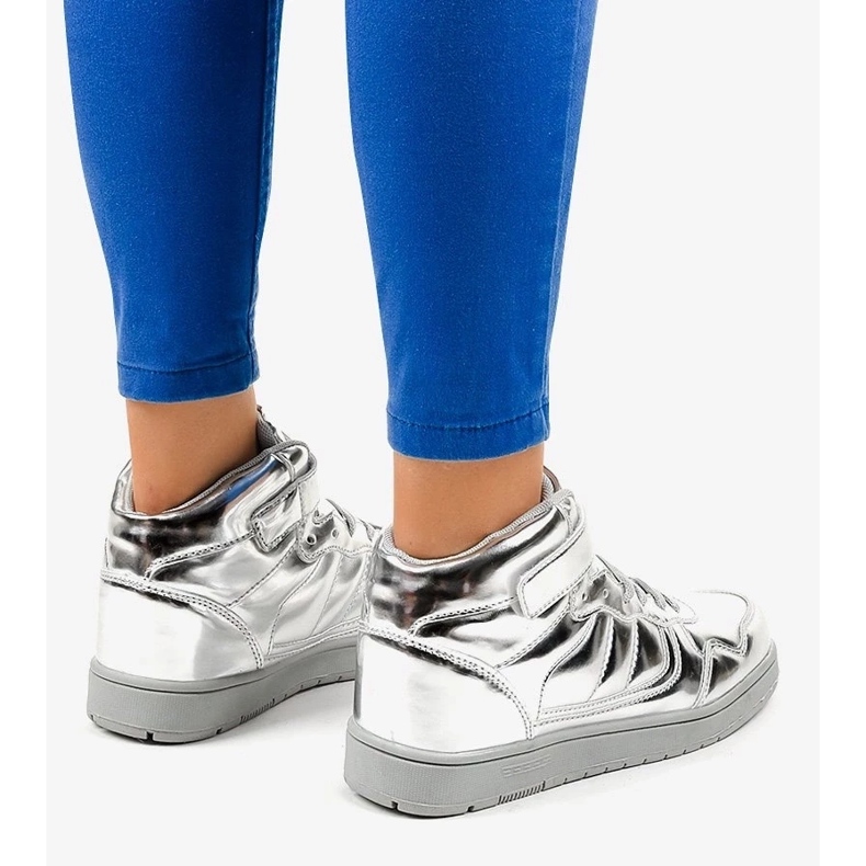 Vaaleanpunaiset naisten matalakorkoiset sandaalit nilkkakiinnikkeillä vaaleanpunainen 1