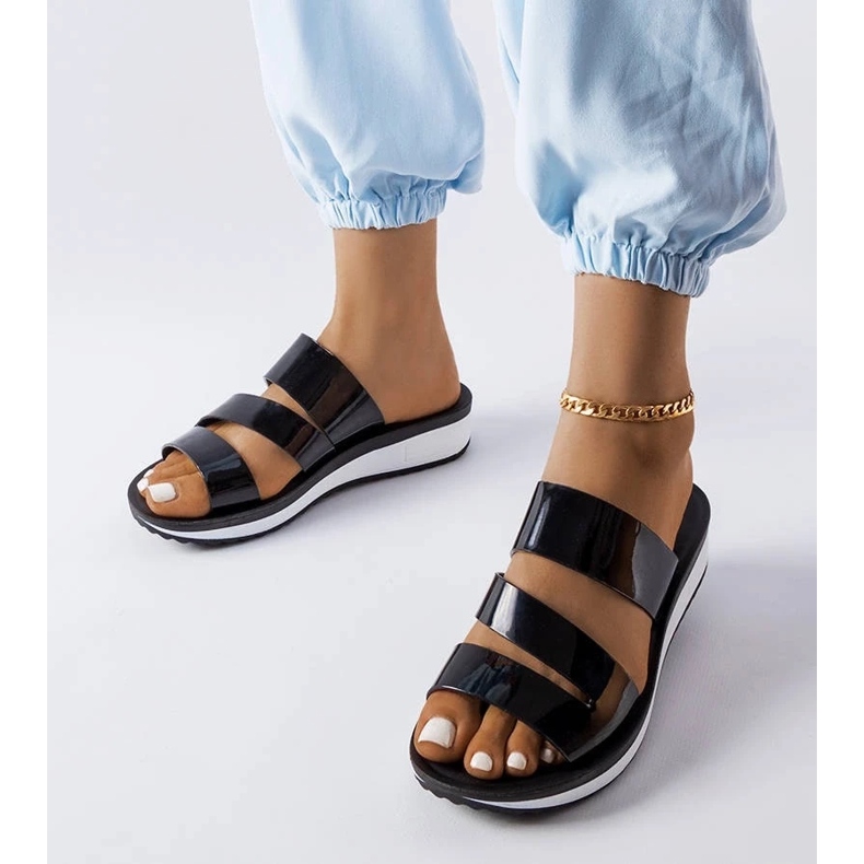 Tyylikkäät mustat kiiltonahkaiset naisten nauhakengät 2