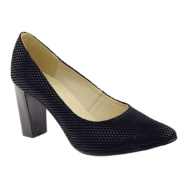 Mustat pumput tangossa 138 1