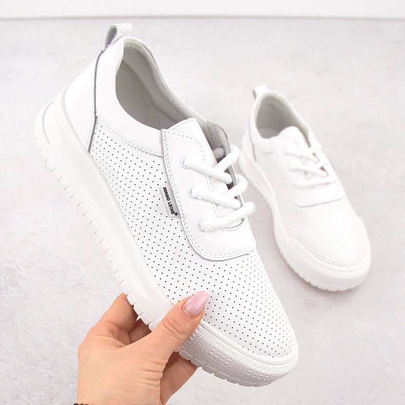 Valkoinen Sergio Leone SP-102 perfo 1