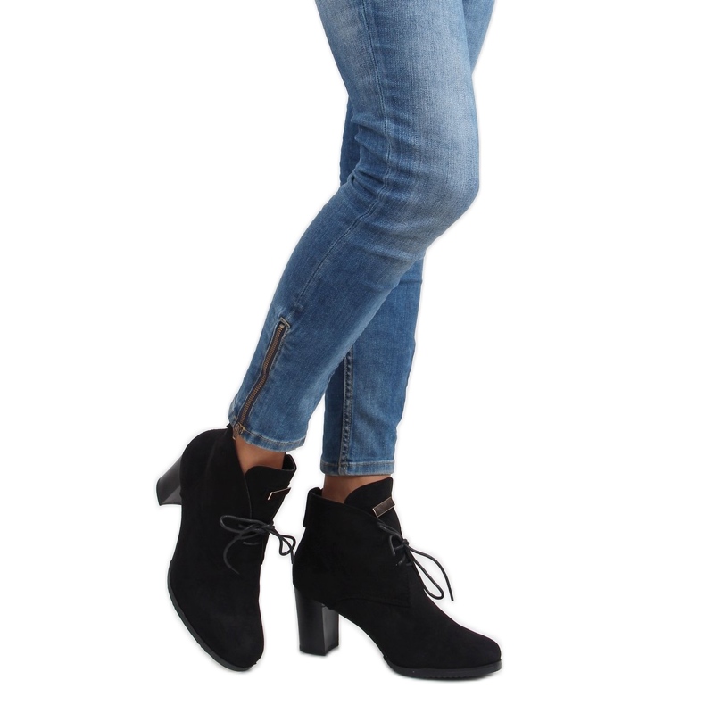 Nauhalliset saappaat 55-518 mustat 2