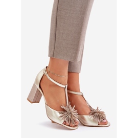 Nahkasandaalit korkokenkiin koristeltu Laura Messi 2758 kultaa kultainen 1