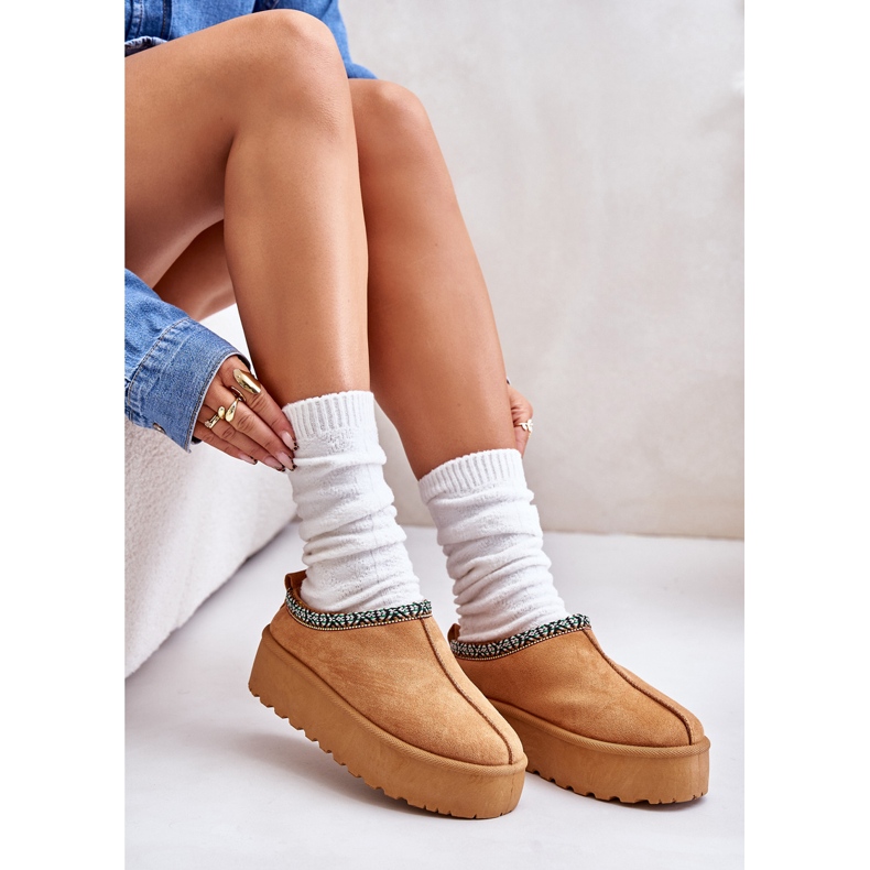 Naisten tossut laiturilla kamelin kirjonnoilla beige 5