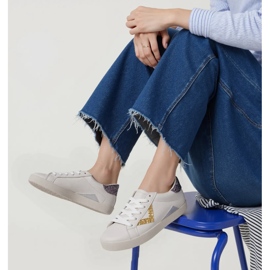 Naisten kimaltelevat lenkkarit kultaiset lisäosat valkoinen 1