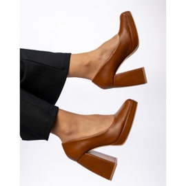 Naisten Esme -kamelin pumput 2