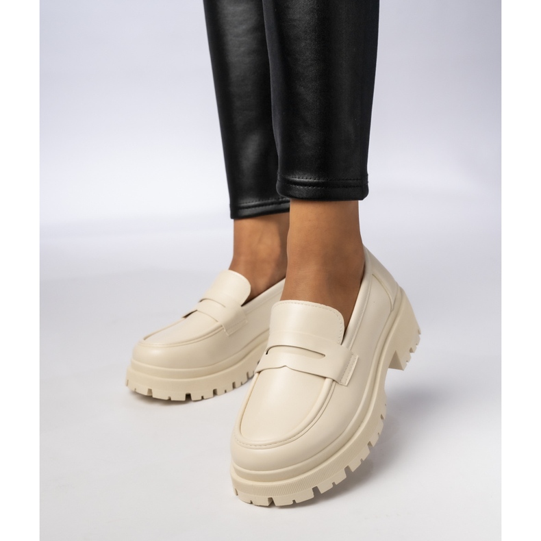 Naisten mokkasiinit - kermainen Milano Beige 1