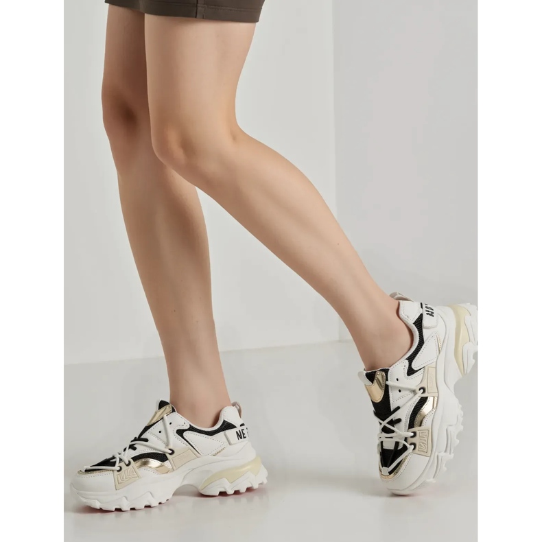 Naisten Ventora Black Sneakers musta 1