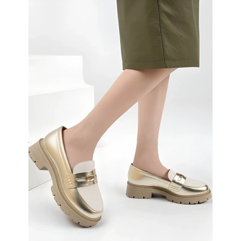 Naisten kultaiset leivän kultainen 2