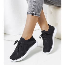 D/GMR Michaelin mustat urheilulenkkarit 1