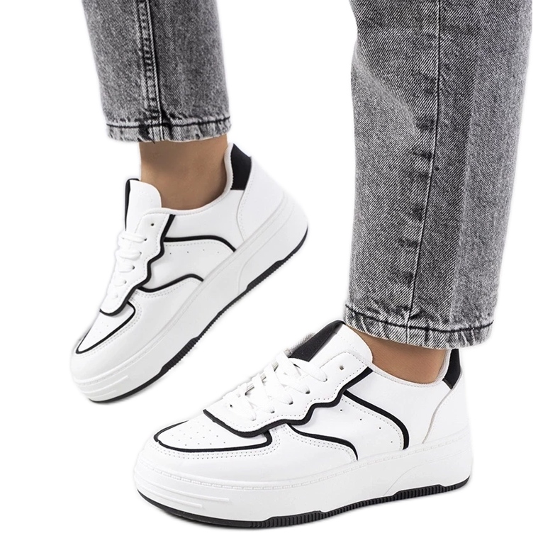 D/GMR Naisten Bieke-lenkkarit, valkoinen ja musta 2