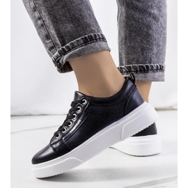 D/GMR Mustat tennarit paksulla Louisiana-pohjalla 2