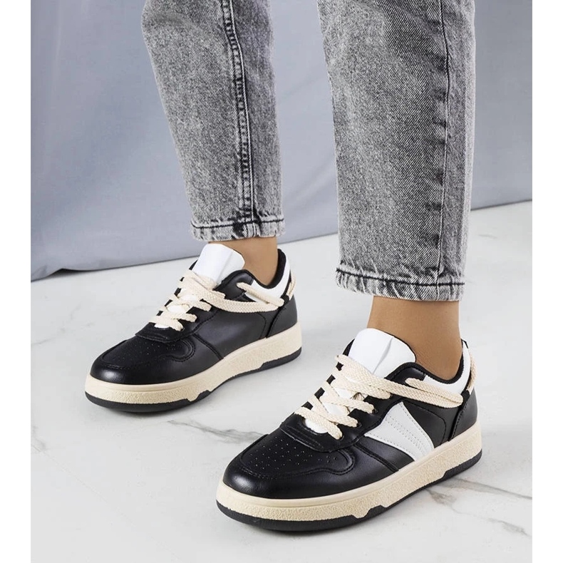 D/GMR Marcella naisten mustat tennarit beige 1