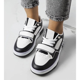 D/GMR Ollie naisten mustat tennarit valkoinen 2