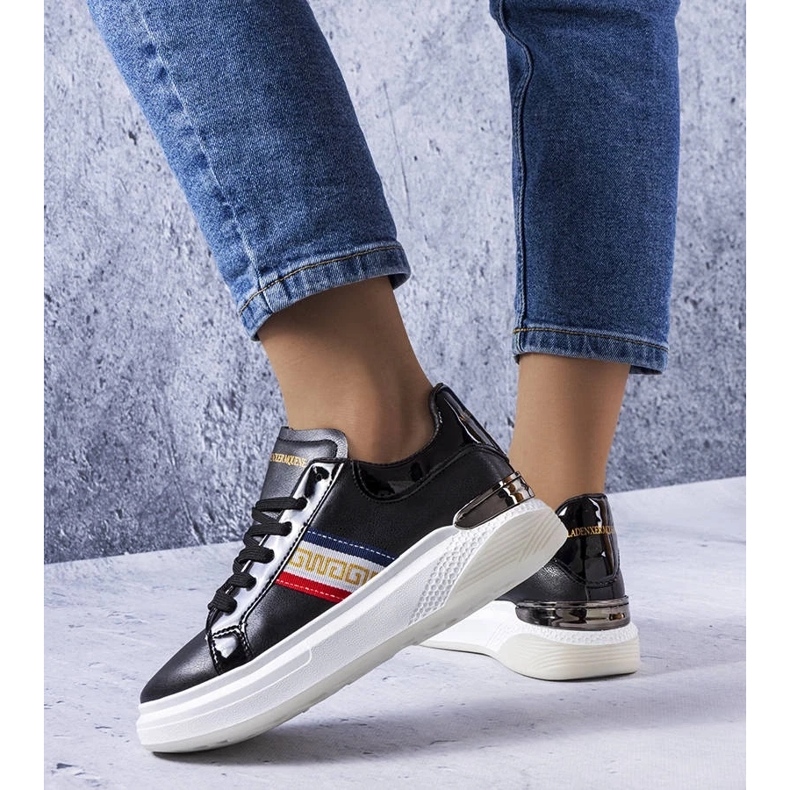 D/GMR Mustat kengät patentoiduilla Annot-sisäkkeillä valkoinen 2