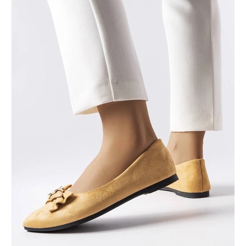 D/GMR Jettén beigen teräväkärkiset ballerinat 2