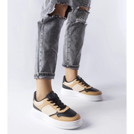 D/GMR Baronin mustat ja beigenväriset saappaat paksummalla pohjalla 2