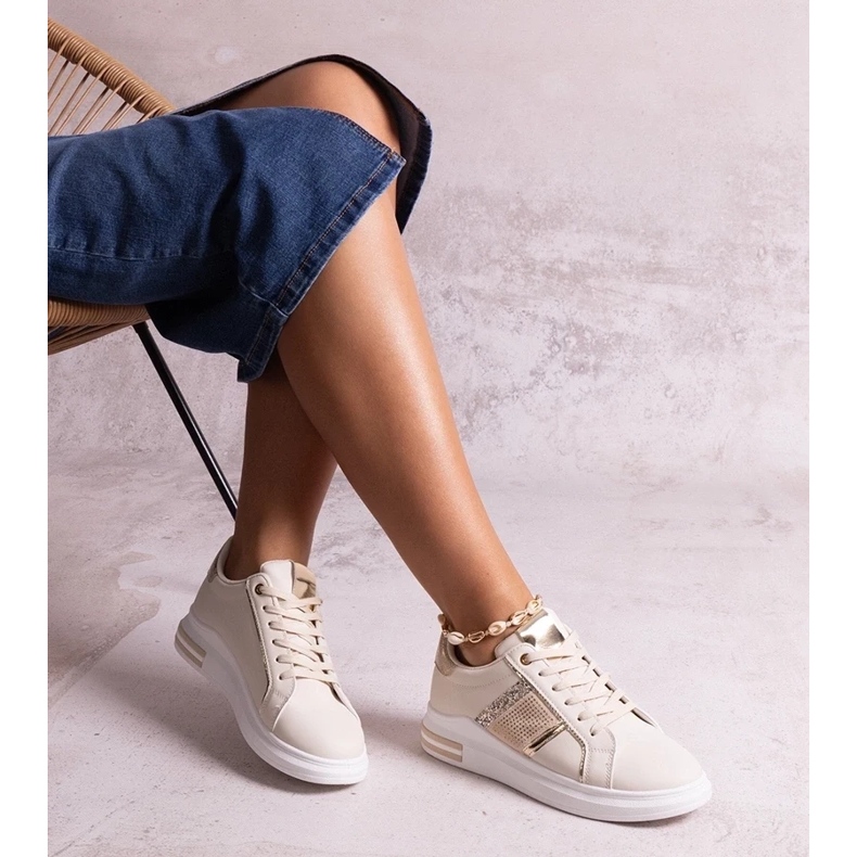 D/GMR Beiget lenkkarit, jotka on koristeltu Xarlesin strassilla 2