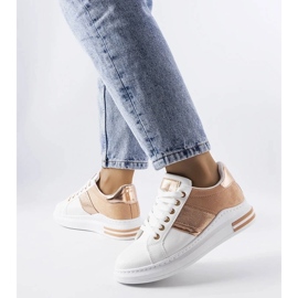 D/GMR Deansin valkoiset tennarit vaaleanpunaisilla lisäkkeillä 2