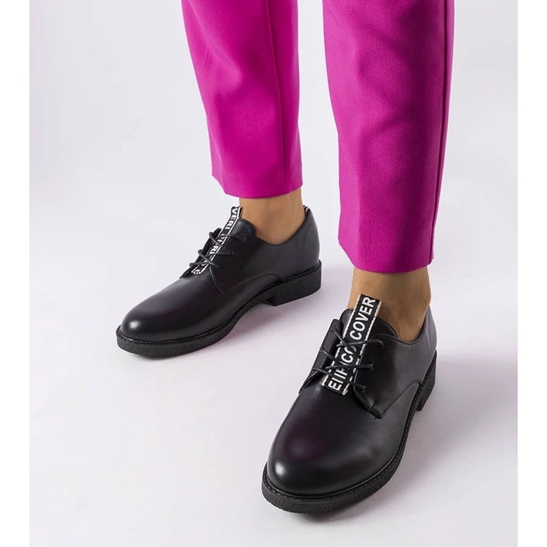 D/GMR Edmontonin mustat nauhakengät 2