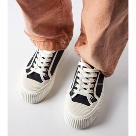 D/GMR Castanthei mustat alustalenkkarit 1