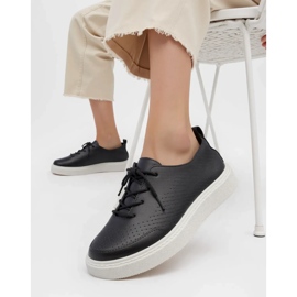 Naisten liukasvareno musta 2