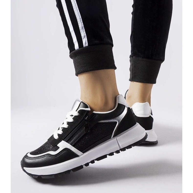 D/GMR Mustat koristeelliset Camuzzoni-lenkkarit 2