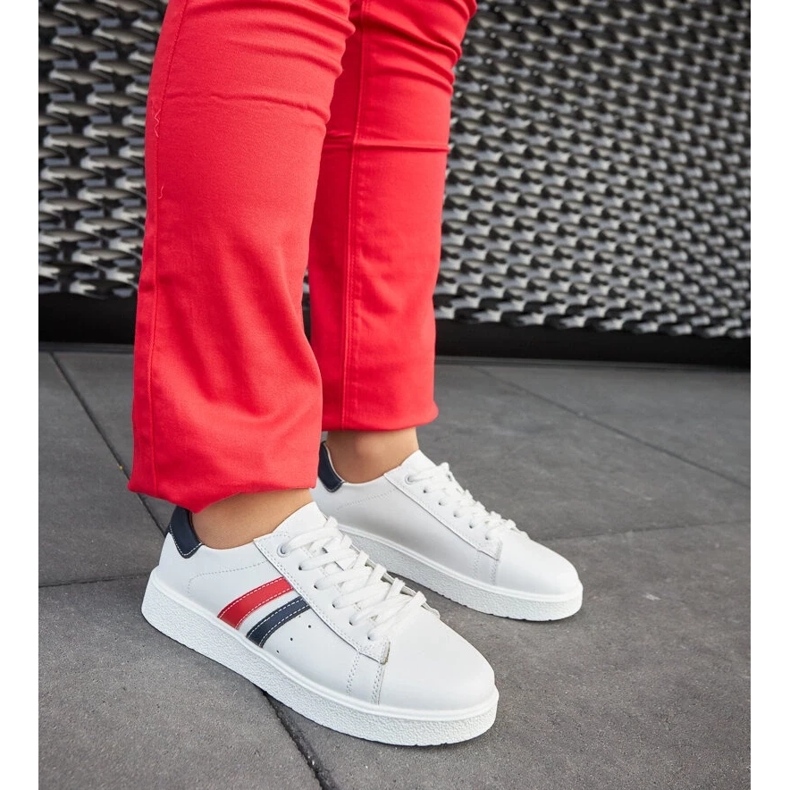 D/GMR Camillan valkoiset nahkaiset nauhalliset lenkkarit valkoinen 2