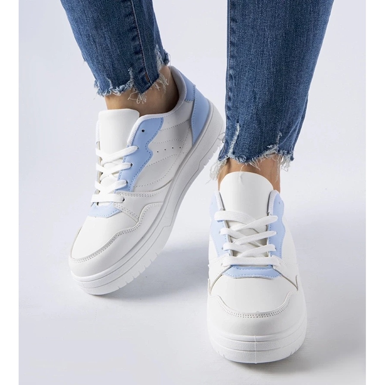 D/GMR Fournien valkoiset tennarit sinisillä aksenteilla valkoinen 2