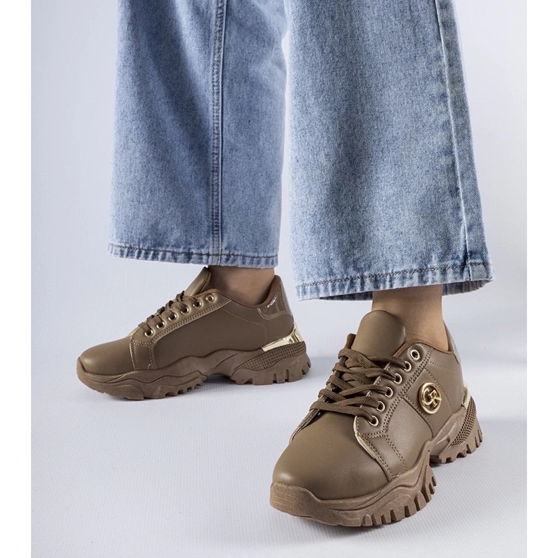 D/GMR Arpaian ruskeat tennarit massiivisella pohjalla 1