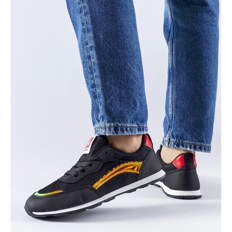 D/GMR Mustat Cavior urheilulenkkarit 2