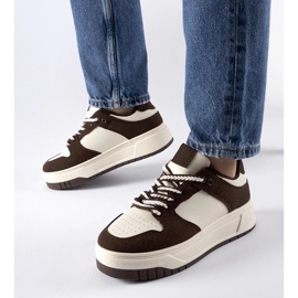 D/GMR Ruskeat lenkkarit Crim-alustalla 1