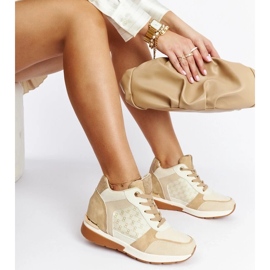 D/GMR Beige Chestnut wedge -lenkkarit 1