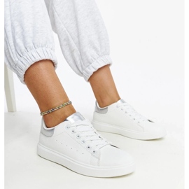 D/GMR Valkoiset ja hopea -lenkkarit ariam -alustalla valkoinen 1