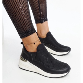 D/GMR Mustat kiilan lenkkarit, joissa on zirkonit ja kultaiset elementit Ashleey 2