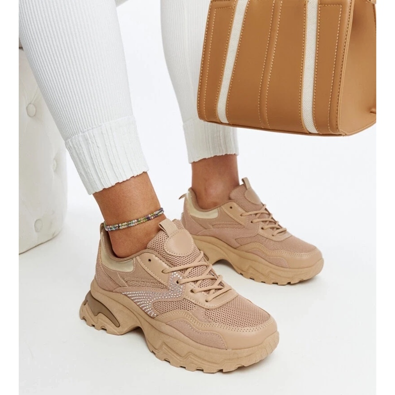 D/GMR Ruskeat alustalenkkarit, jotka on koristeltu Maras-zirkoneilla 1