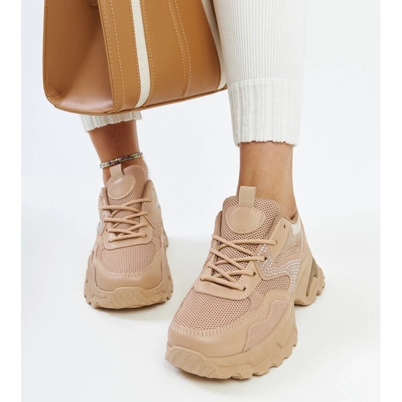 D/GMR Ruskeat alustalenkkarit, jotka on koristeltu Maras-zirkoneilla 2