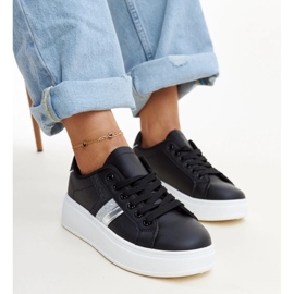 Mustat Basmalia lenkkarit 2