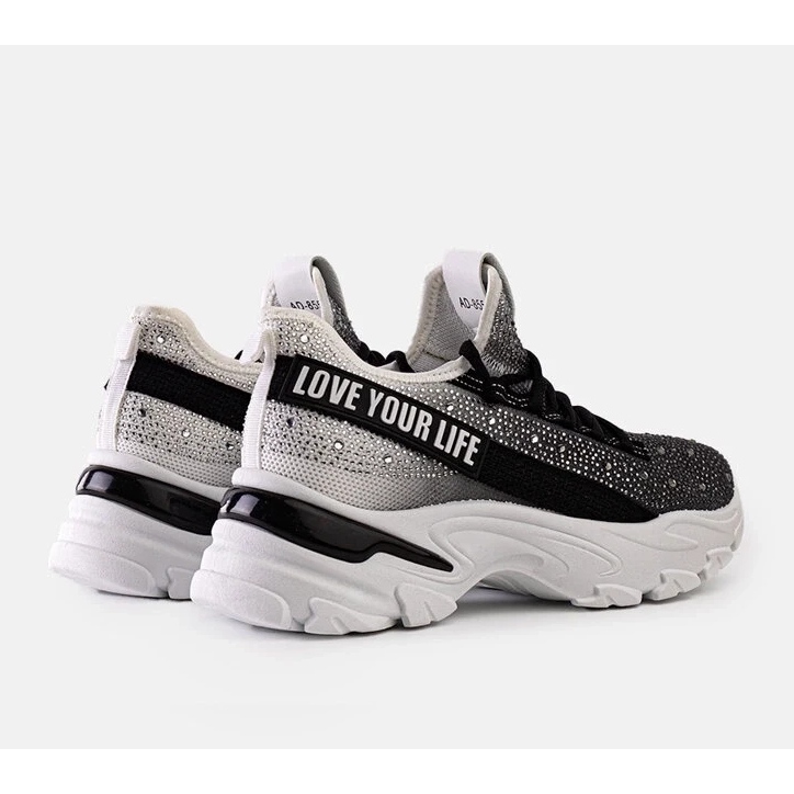 D/CEO Senain valkoiset ja harmaat kiiltävät massiiviset tennarit musta 2