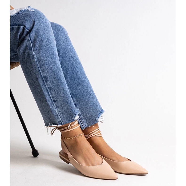 D/CEO Sidotut beige-balettitassut Batra-eko-nahasta 2