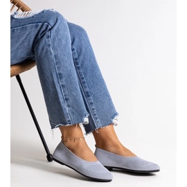 D/CEO Harmaa kankainen balettiasunto Yafialta 2