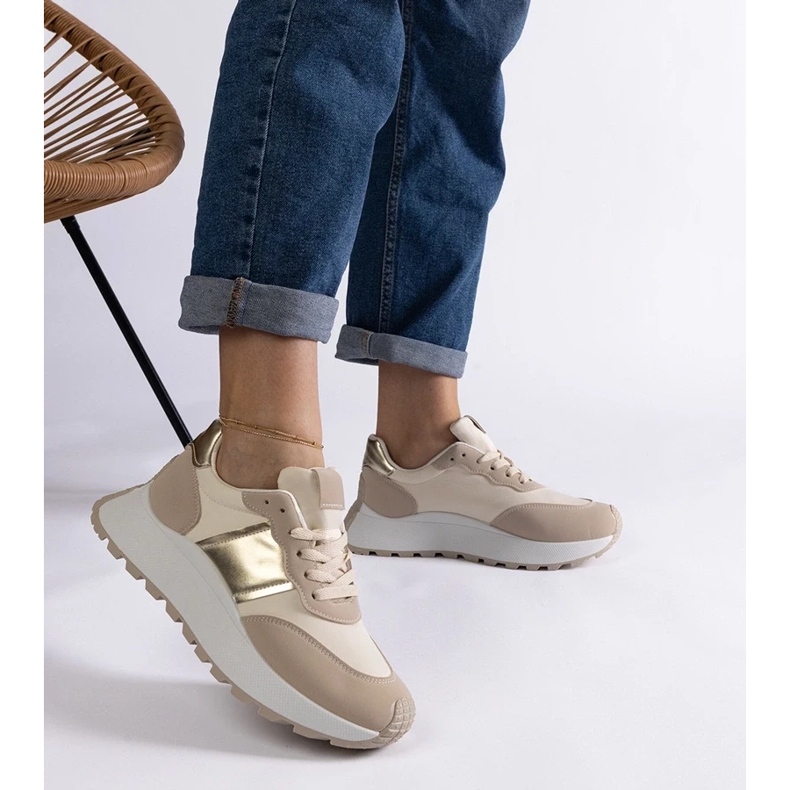 D/CEO Beiget Cremorna lenkkarit 2