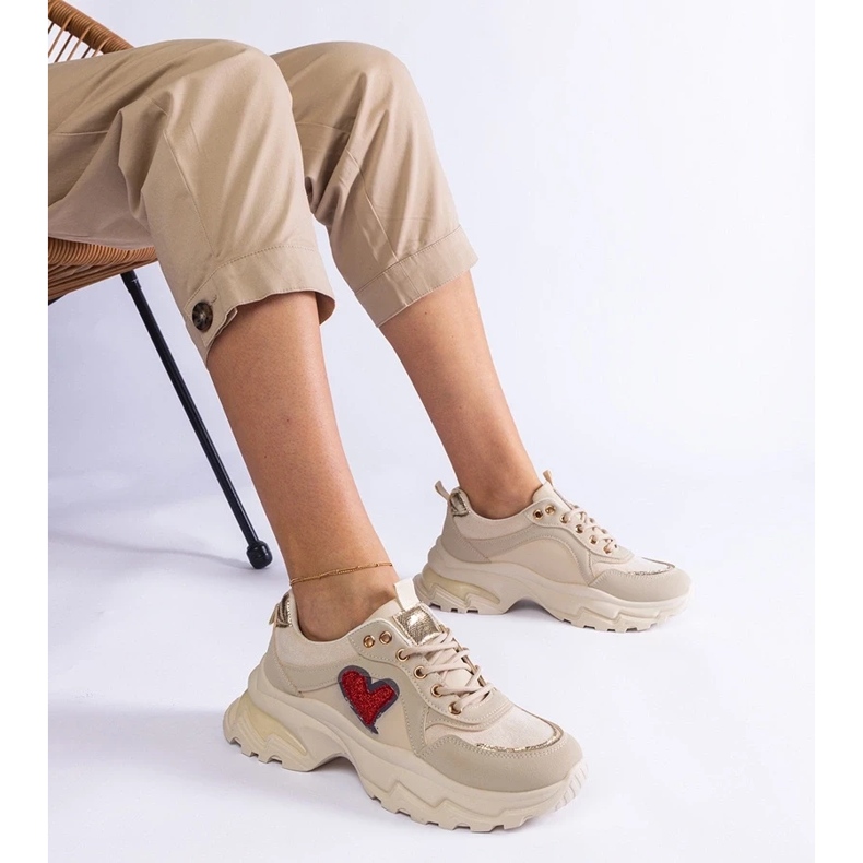 D/CEO Beige -lenkkarit Martinezin sydämen kanssa 1