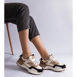 D/CEO Beiget lenkkarit, jotka on koristeltu Soria-eläinkuviolla 2