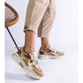 D/CEO Ruskeat tennarit, jotka on koristeltu zirkon Valdez-nauhalla 2