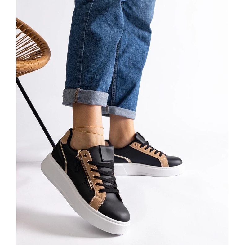 D/CEO Mustat Benedetta naisten urheilulenkkarit 2