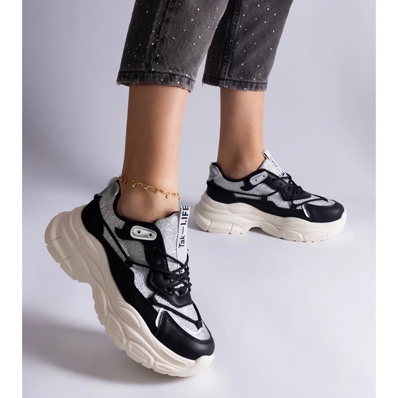 D/CEO Mustat lenkkarit, joissa Rigel-kimallepanokset 2